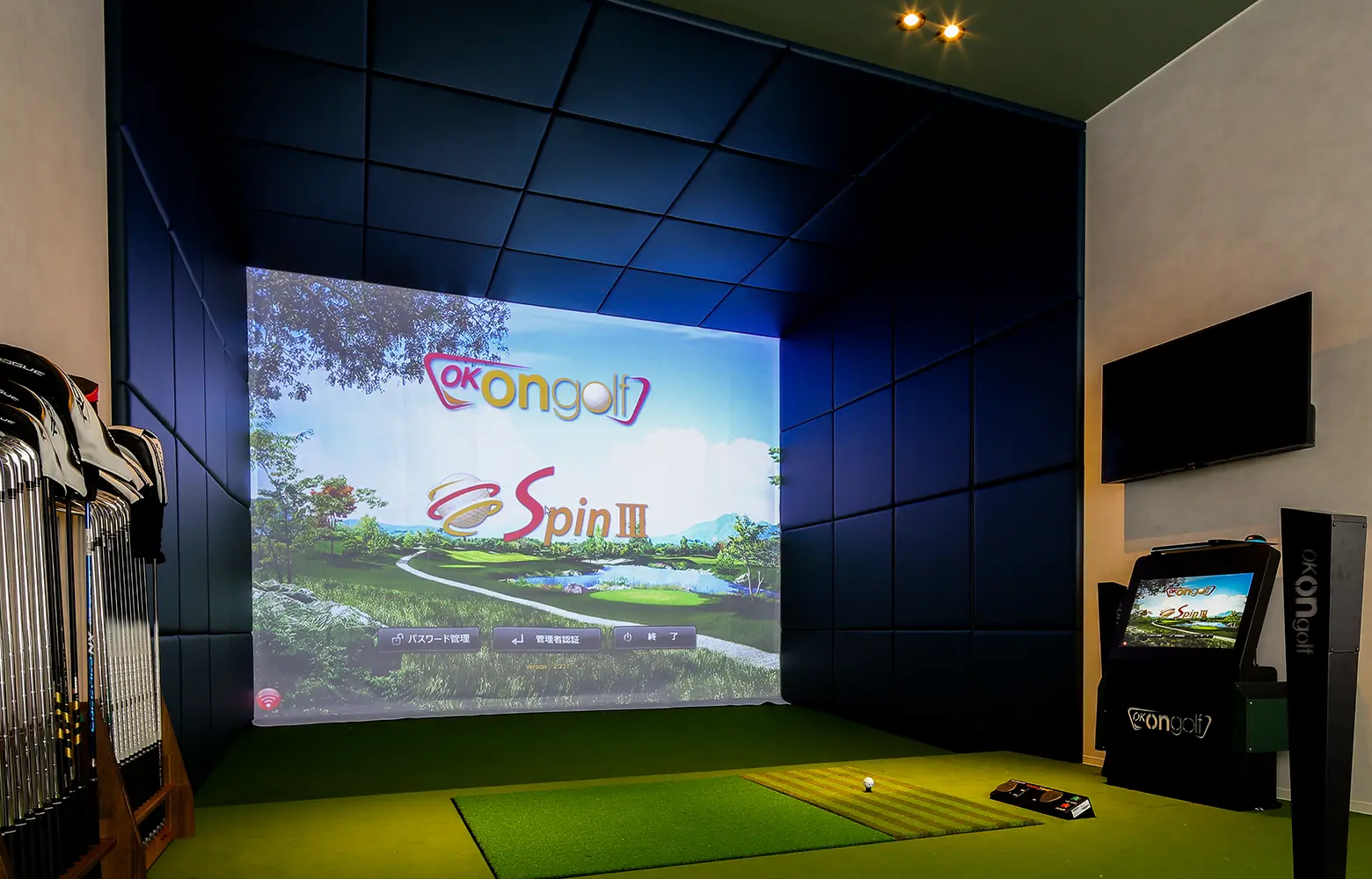 宇都宮店ではGOLFZONの最高級シミュレーターVISION PLUSの『T2 VISION PLUS』を設置
